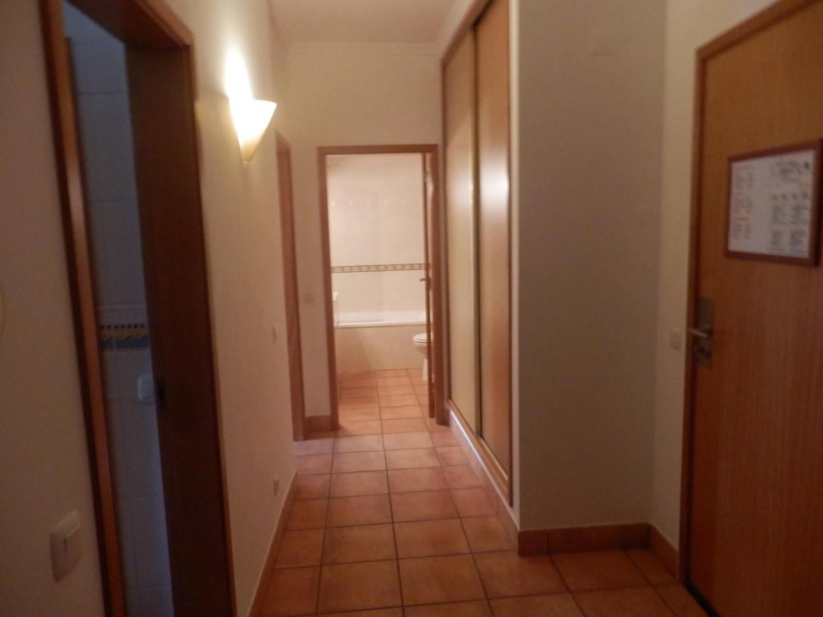 Bel appartement au bord de la mer de Porto de Mos Lagos Exterior foto