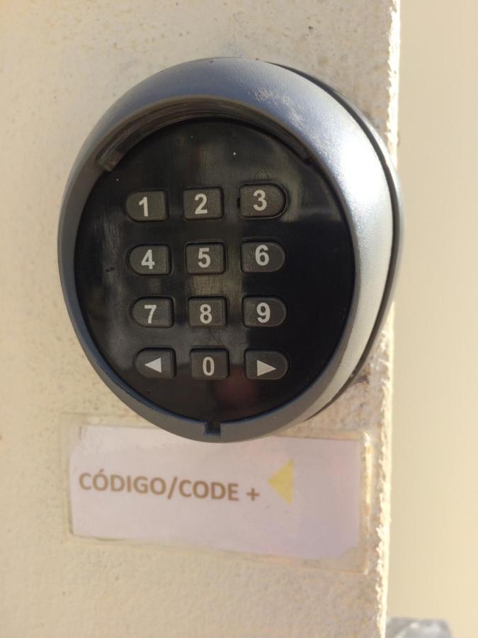 Bel appartement au bord de la mer de Porto de Mos Lagos Exterior foto